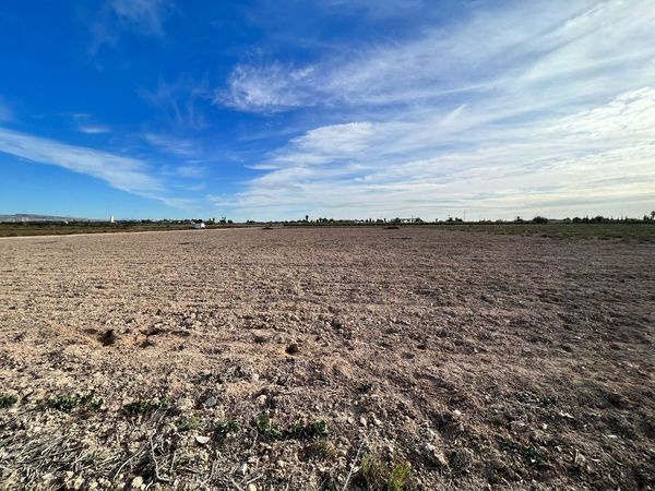 Terreno / No urbanizable En Venta