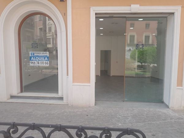 Local En Alquiler